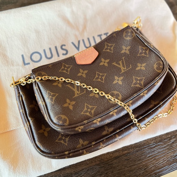 Louis Vuitton Handbags - Louis Vuitton Multi Pochette Monogram Purse